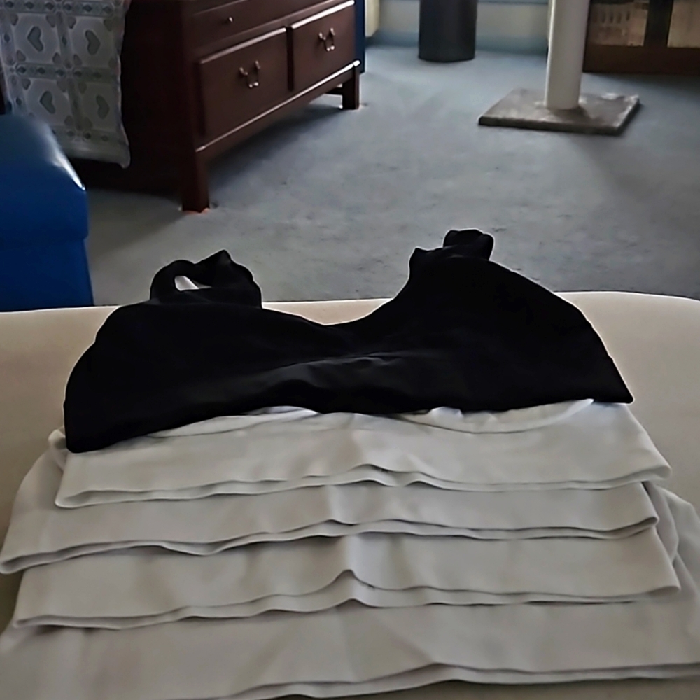 Set of 6 Ahh Bras